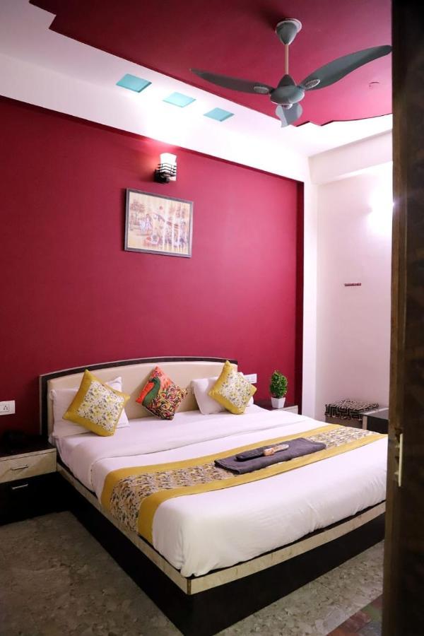 Hotel Mahishmati Palace Maheshwar Exterior foto