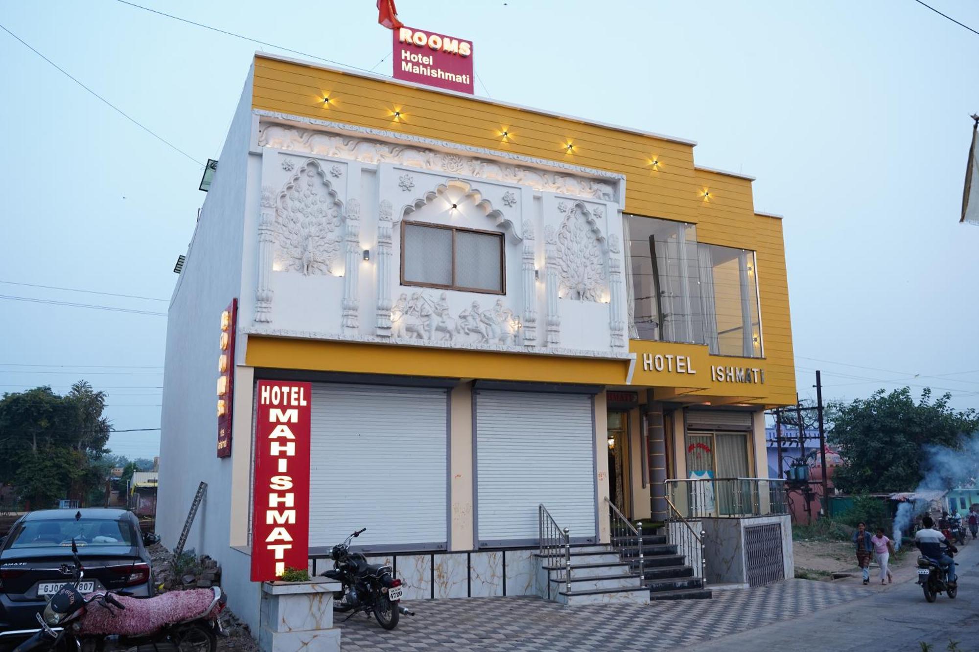 Hotel Mahishmati Palace Maheshwar Exterior foto
