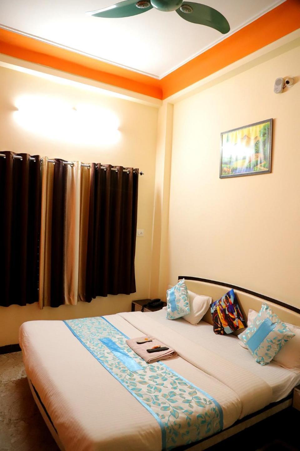 Hotel Mahishmati Palace Maheshwar Habitación foto